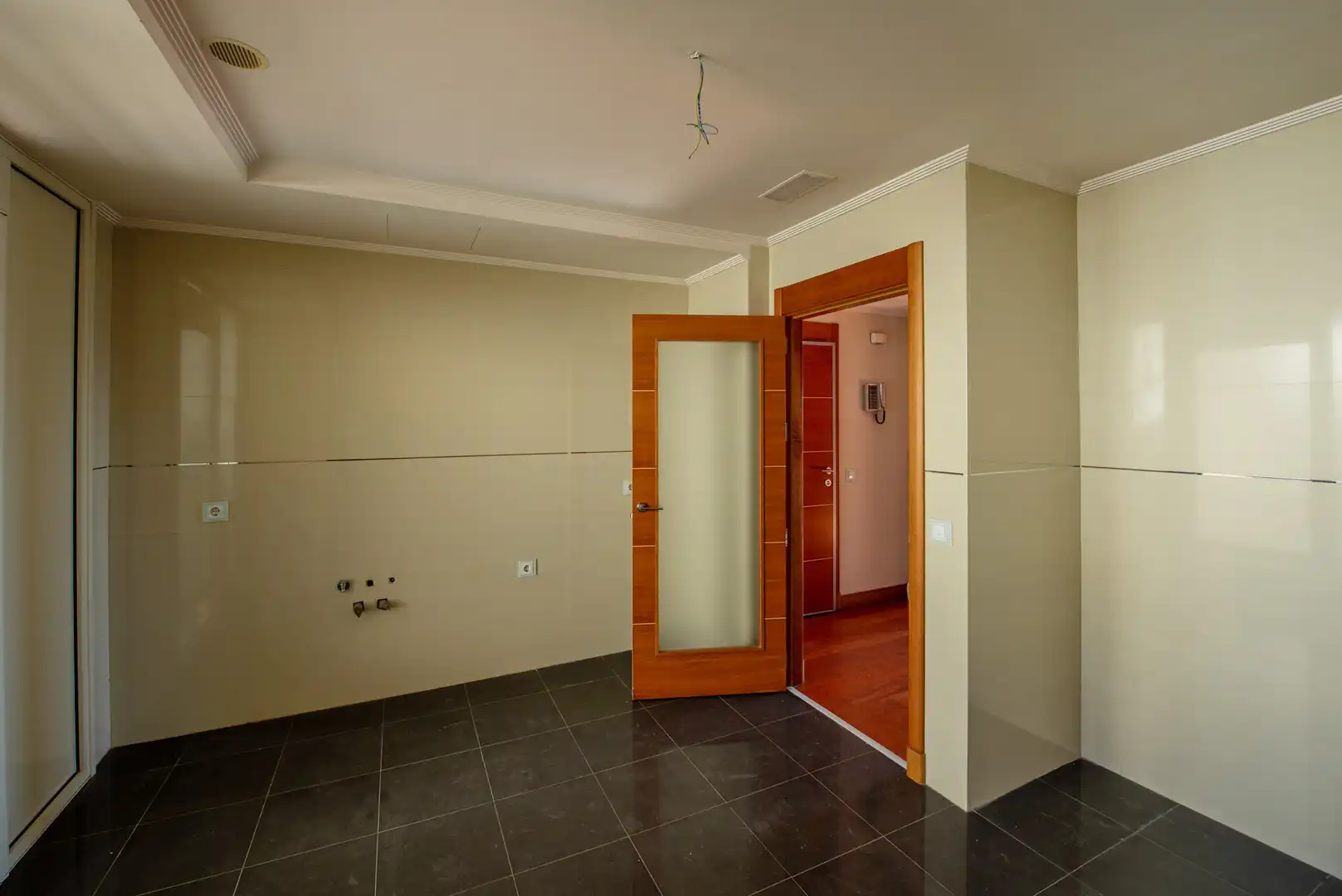 Attic for sale in Sevilla  with Air Conditioner, Heating and Parquet flooring