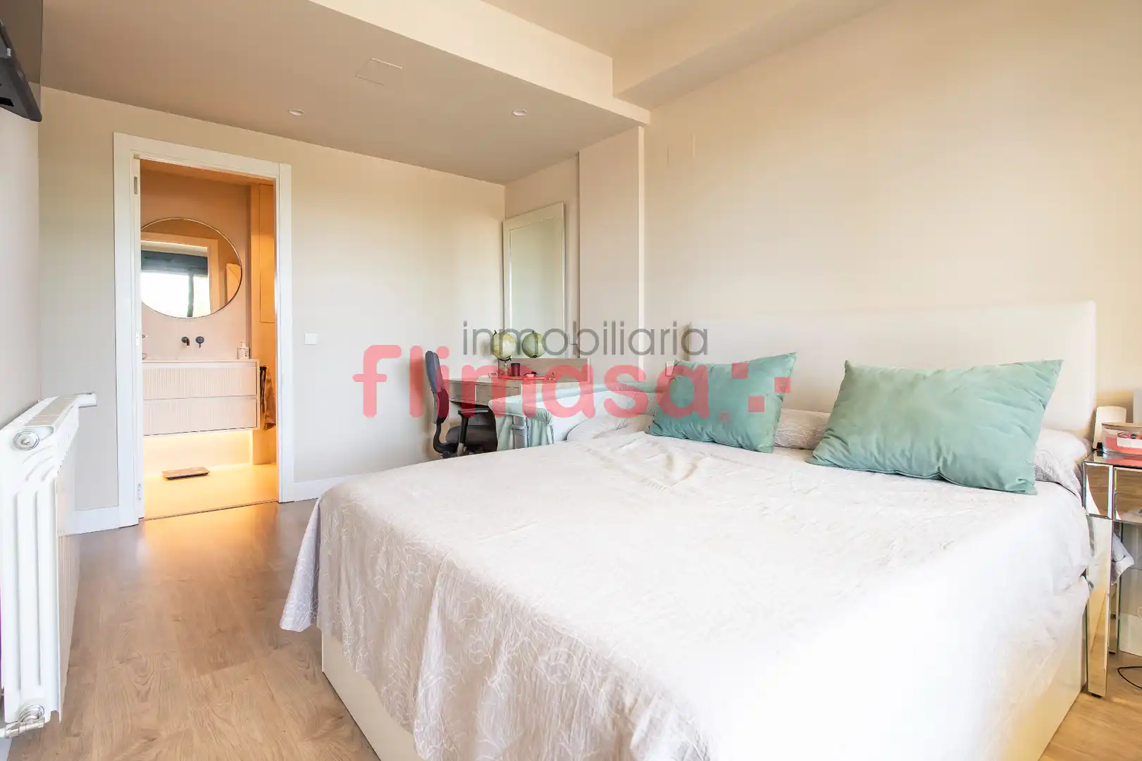 Bedroom of Flat for sale in Boadilla del Monte  with Air Conditioner, Heating and Terrace