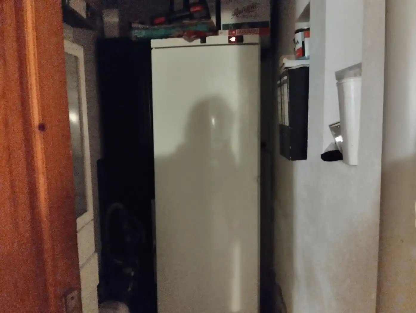 Cuina de Local en venda en Girona amb Aire condicionat, Calefacció i Moblat