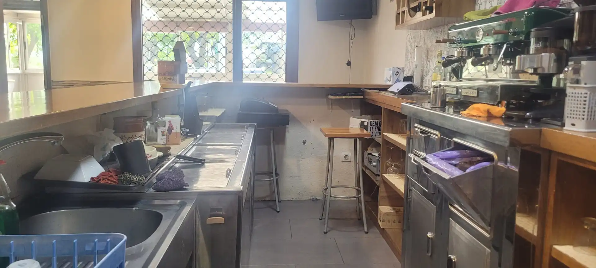 Cocina de Local de alquiler en Trazo con Terraza y Amueblado