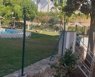 Jardí de Pis en venda en Fuengirola amb Moblat, Forn i Piscina comunitària