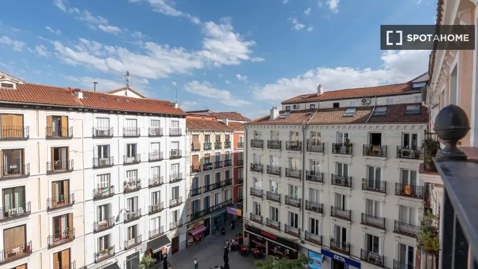 Exterior view of Flat for rent in Madrid  with Air Conditioner, Heating and Furnished