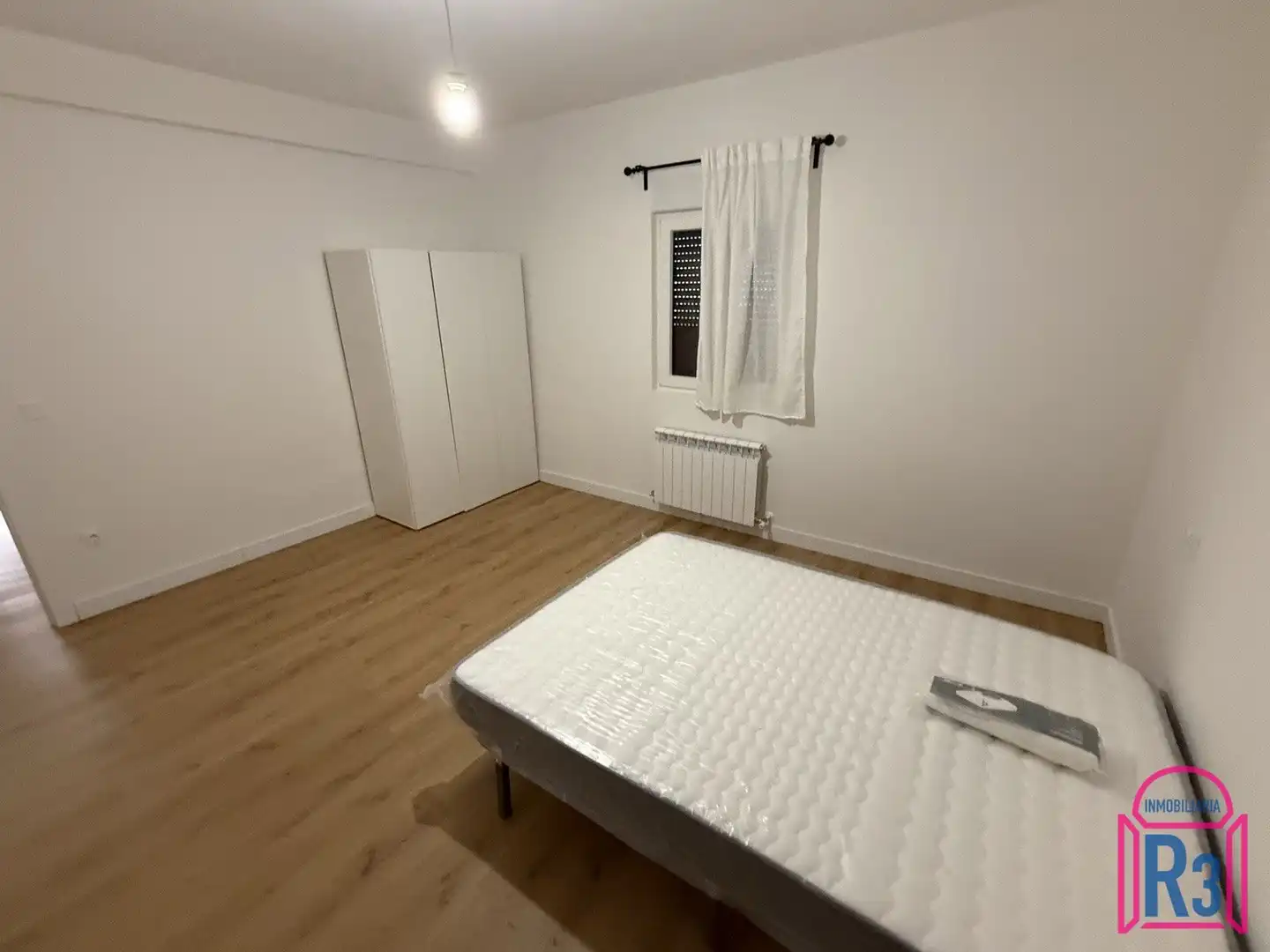 Schlafzimmer von Wohnung zur Miete in León Capital  mit Heizung, Abstellraum und Möbliert