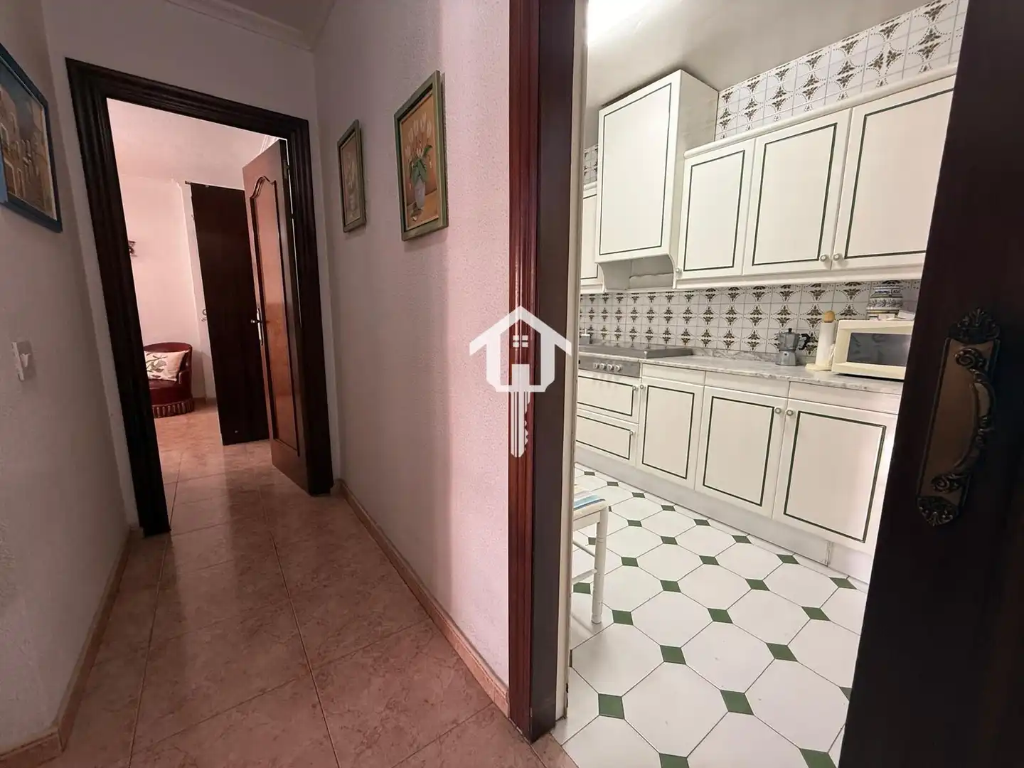 Piso en venta en Alicante / Alacant con Aire acondicionado, Amueblado y Balcón
