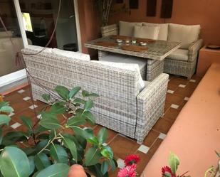 Terrassa de Apartament de lloguer en Estepona amb Aire condicionat, Jardí privat i Terrassa