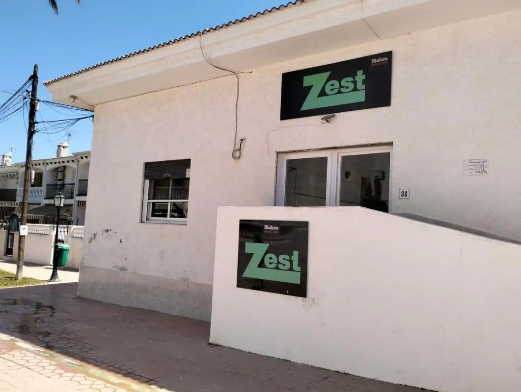 Local en venta en Calle Rio Segura, Panorama - Sierramar
