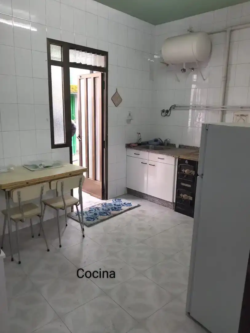 Cocina de Planta baja en venta en Ponferrada con Jardín privado, Trastero y Horno