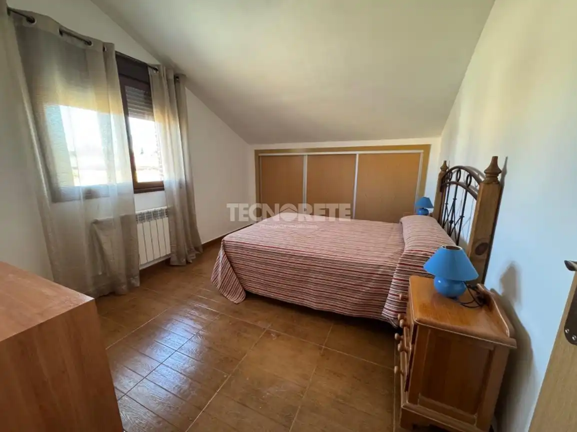Habitación de Casa o chalet en venta en Cebolla con Aire acondicionado, Calefacción y Jardín privado