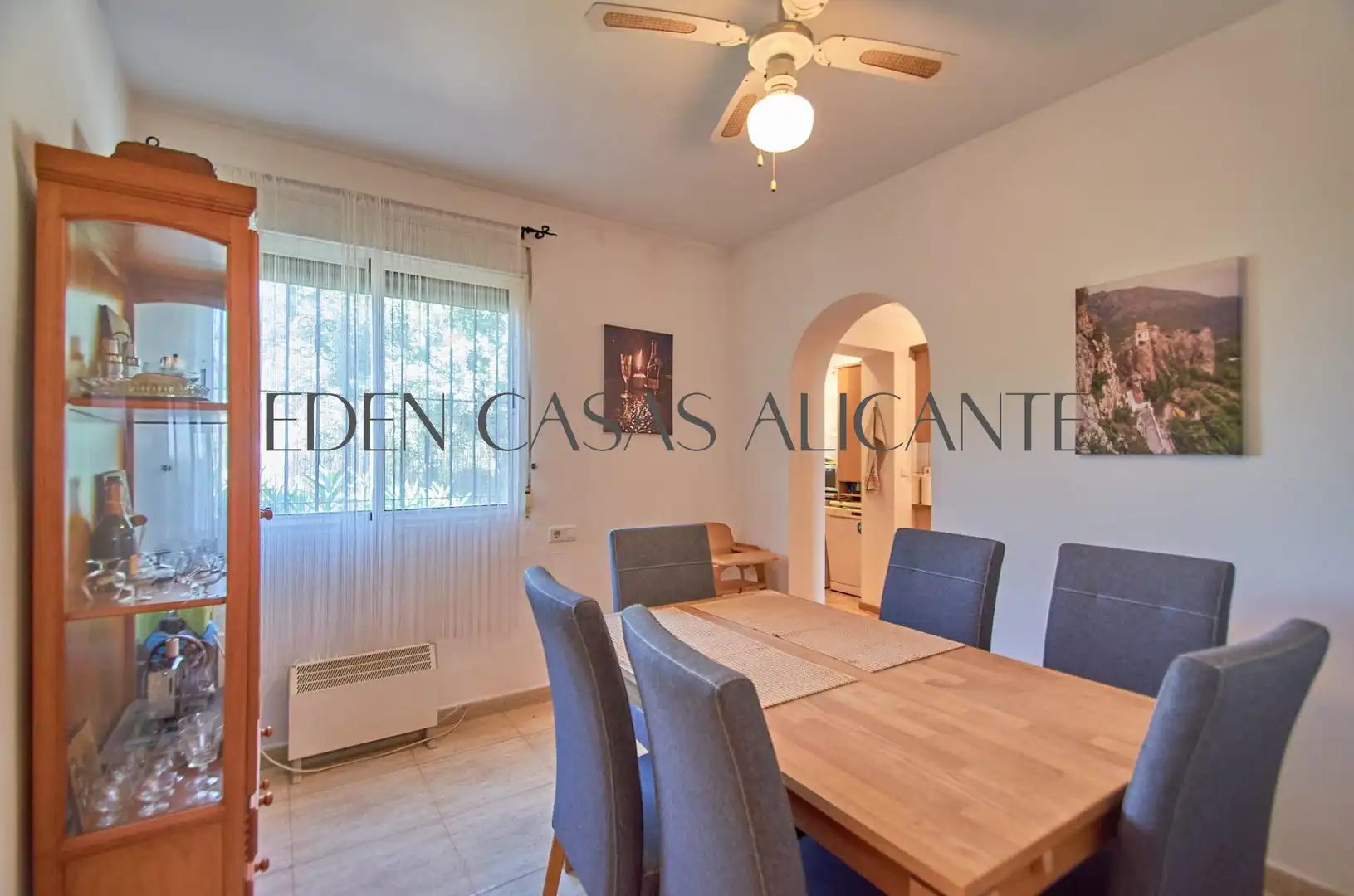 Comedor de Casa o chalet en venta en Busot con Aire acondicionado, Calefacción y Jardín privado