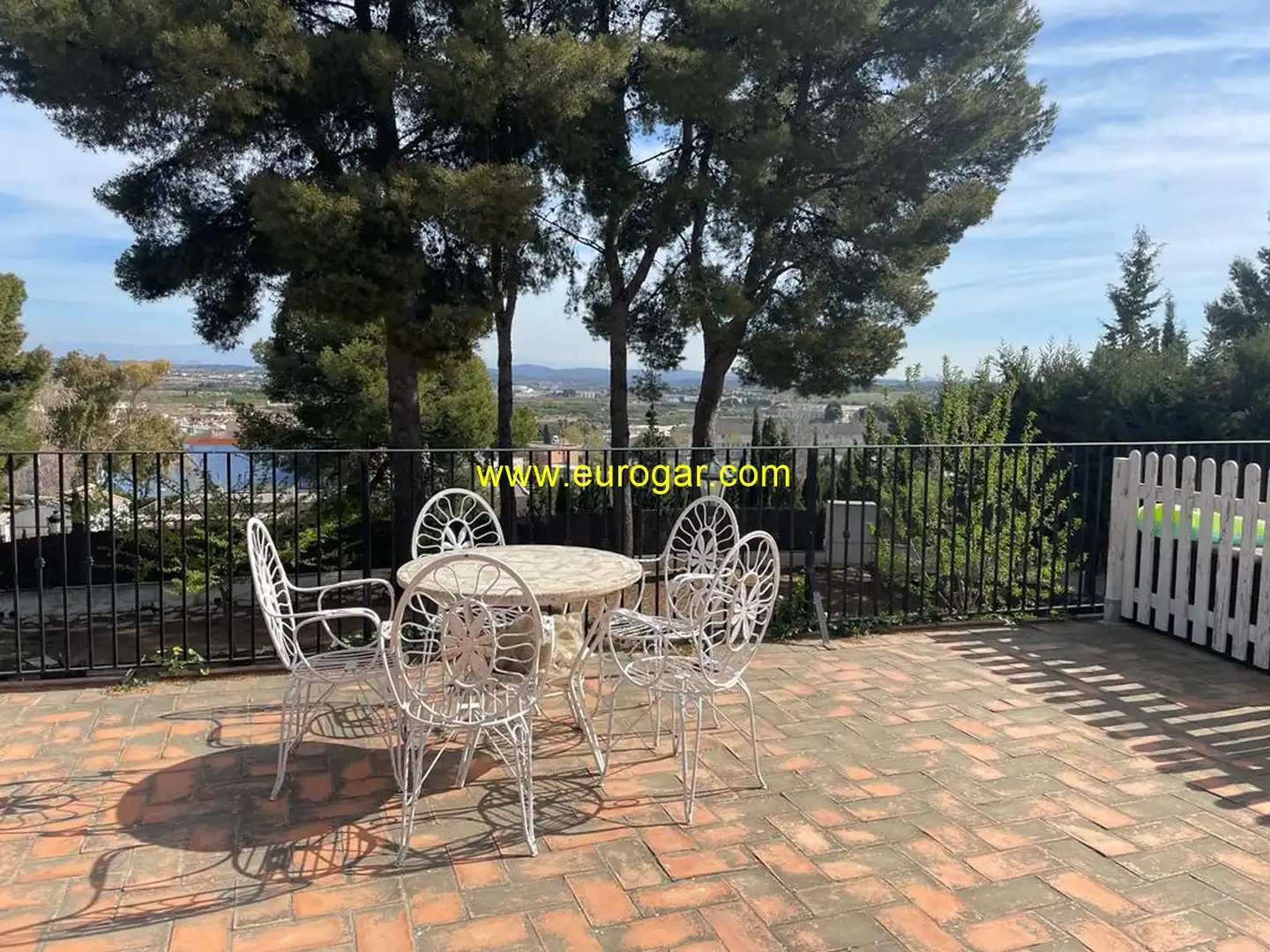 Jardín de Casa o chalet en venta en Chiva con Jardín privado, Terraza y Trastero