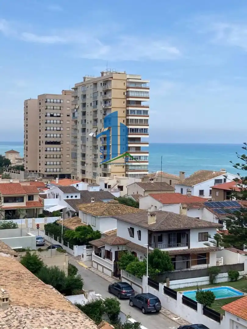 Vista exterior de Piso en venta en Sueca con Terraza, Trastero y Piscina comunitaria