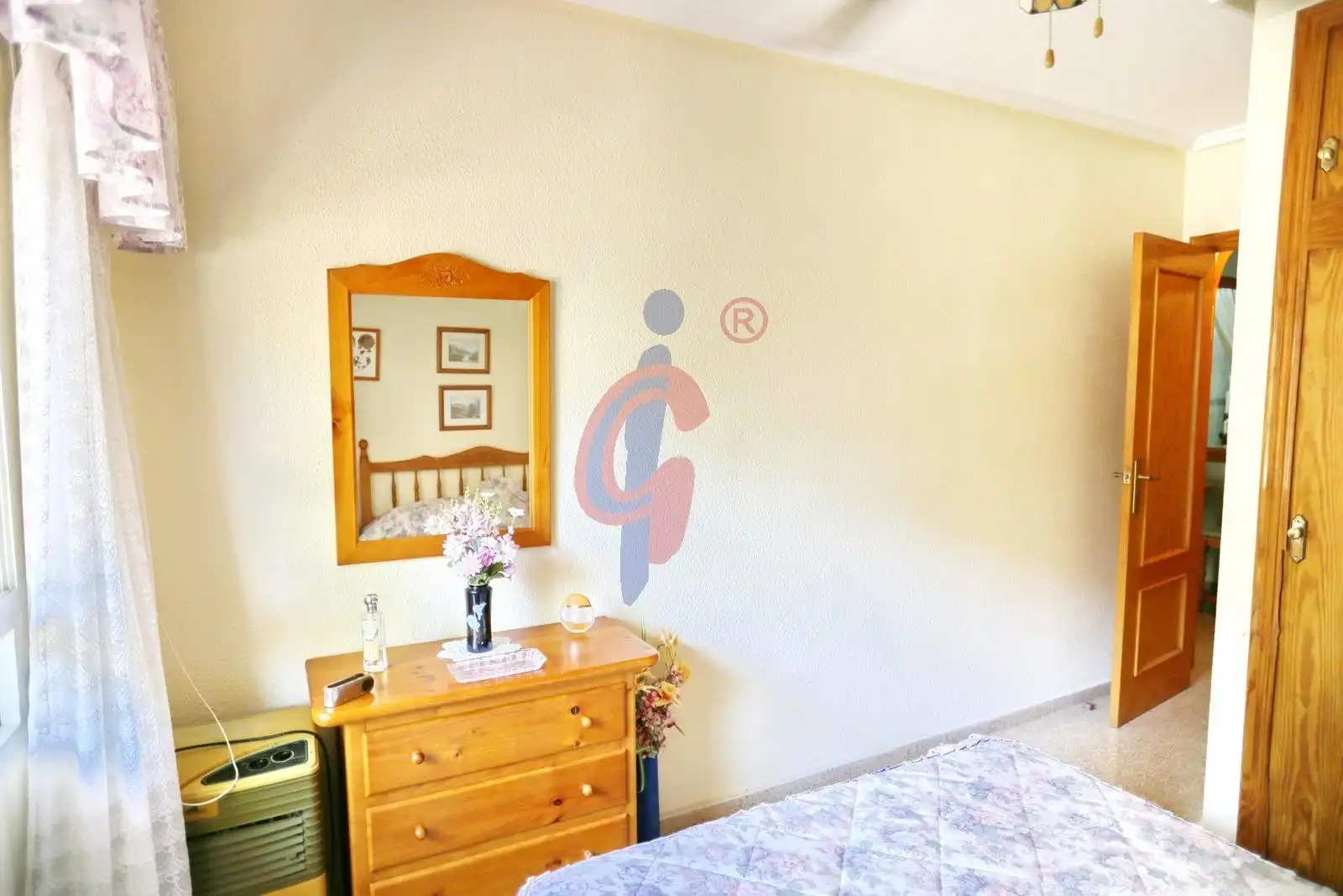 Habitación de Piso en venta en Guardamar del Segura con Aire acondicionado, Terraza y Amueblado