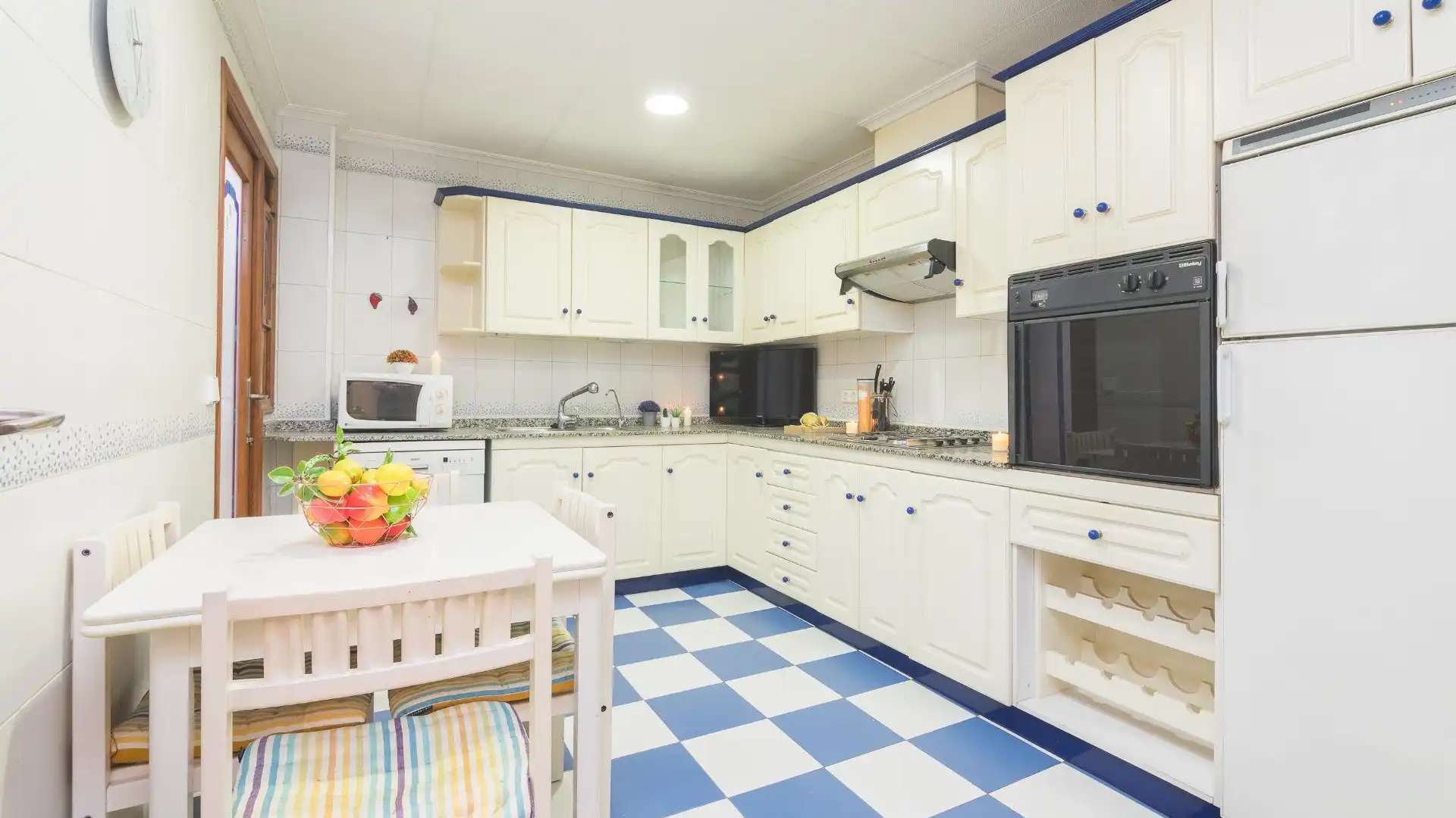 Flat for sale in Calle JUAN CARACENA MIRALLES, 10, Camí dels Magros - Casablanca