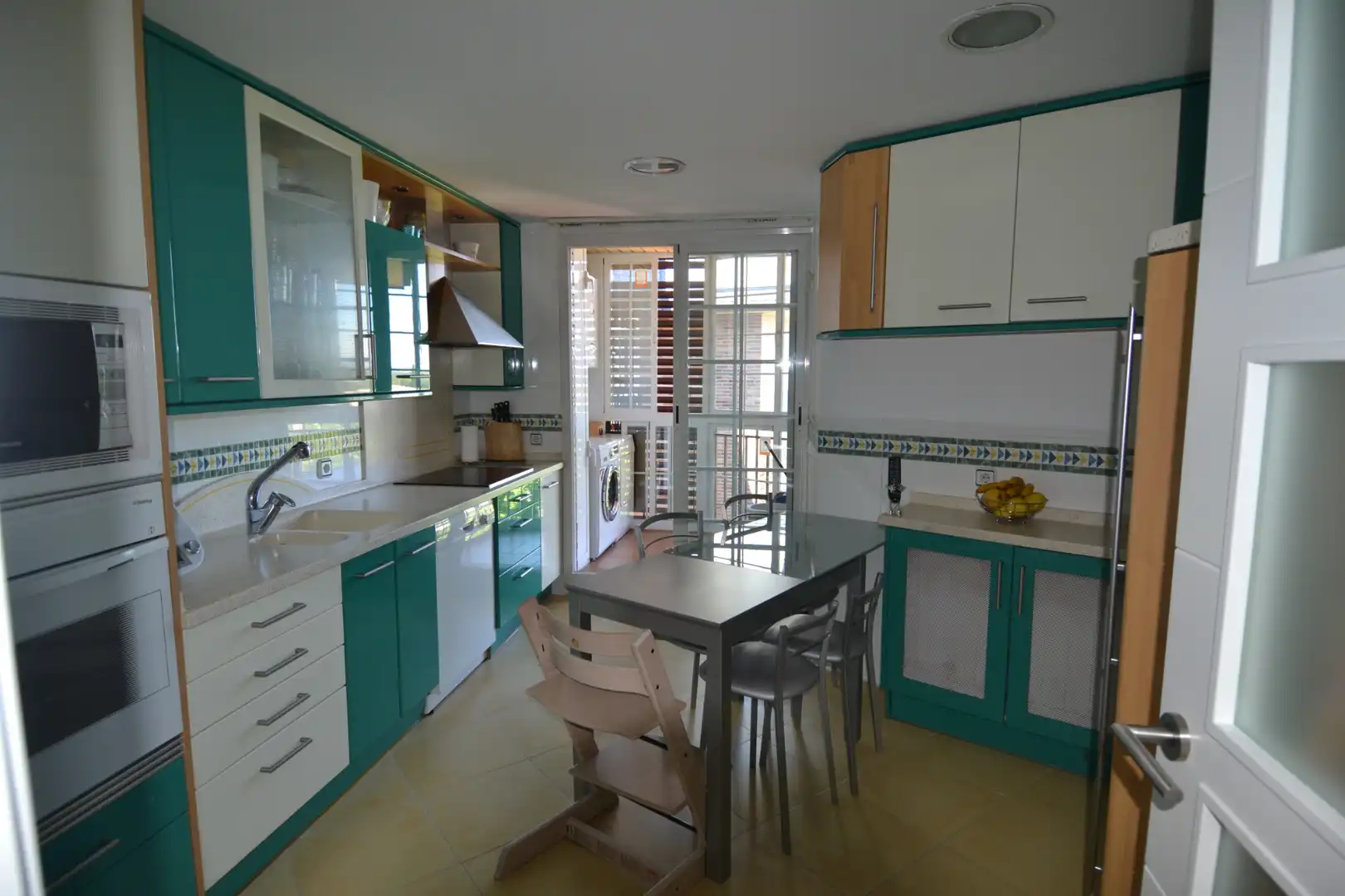 Cuina de Dúplex de lloguer en Majadahonda amb Aire condicionat, Calefacció i Terrassa