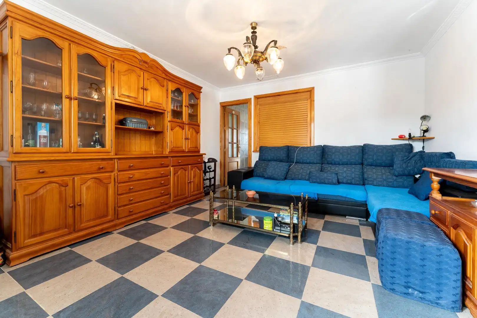 Sala d'estar de Casa o xalet en venda en Cártama amb Aire condicionat, Calefacció i Jardí privat