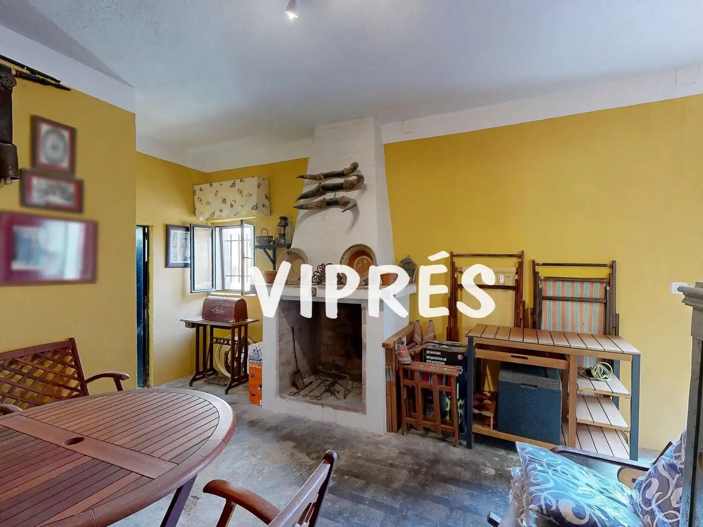 Houses for sale in Alcuéscar