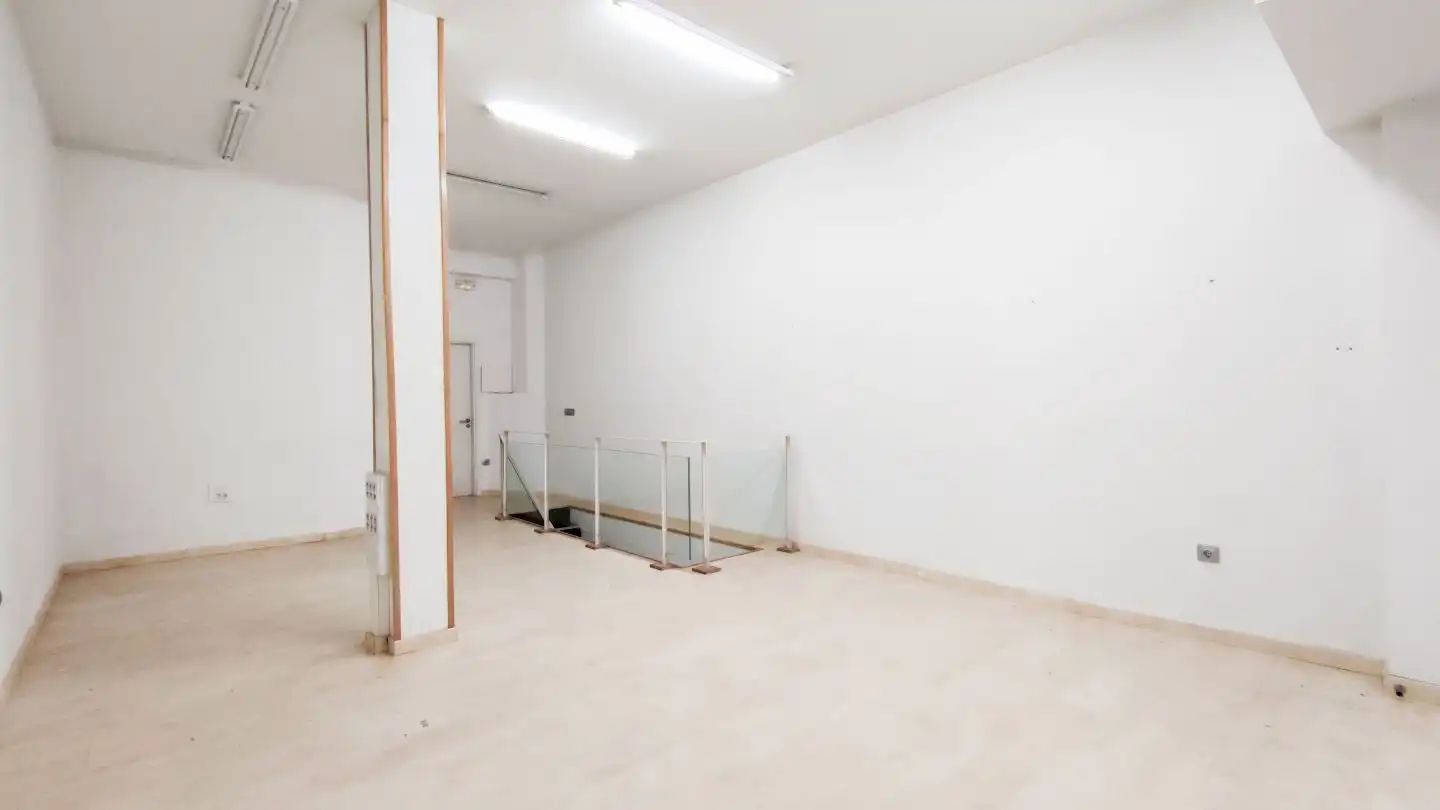Local comercial en venda a Jauregi Jeneralaren Kalea, imagen 2