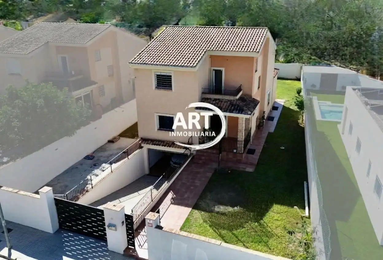 Jardín de Casa o chalet en venta en L'Eliana con Calefacción, Jardín privado y Terraza