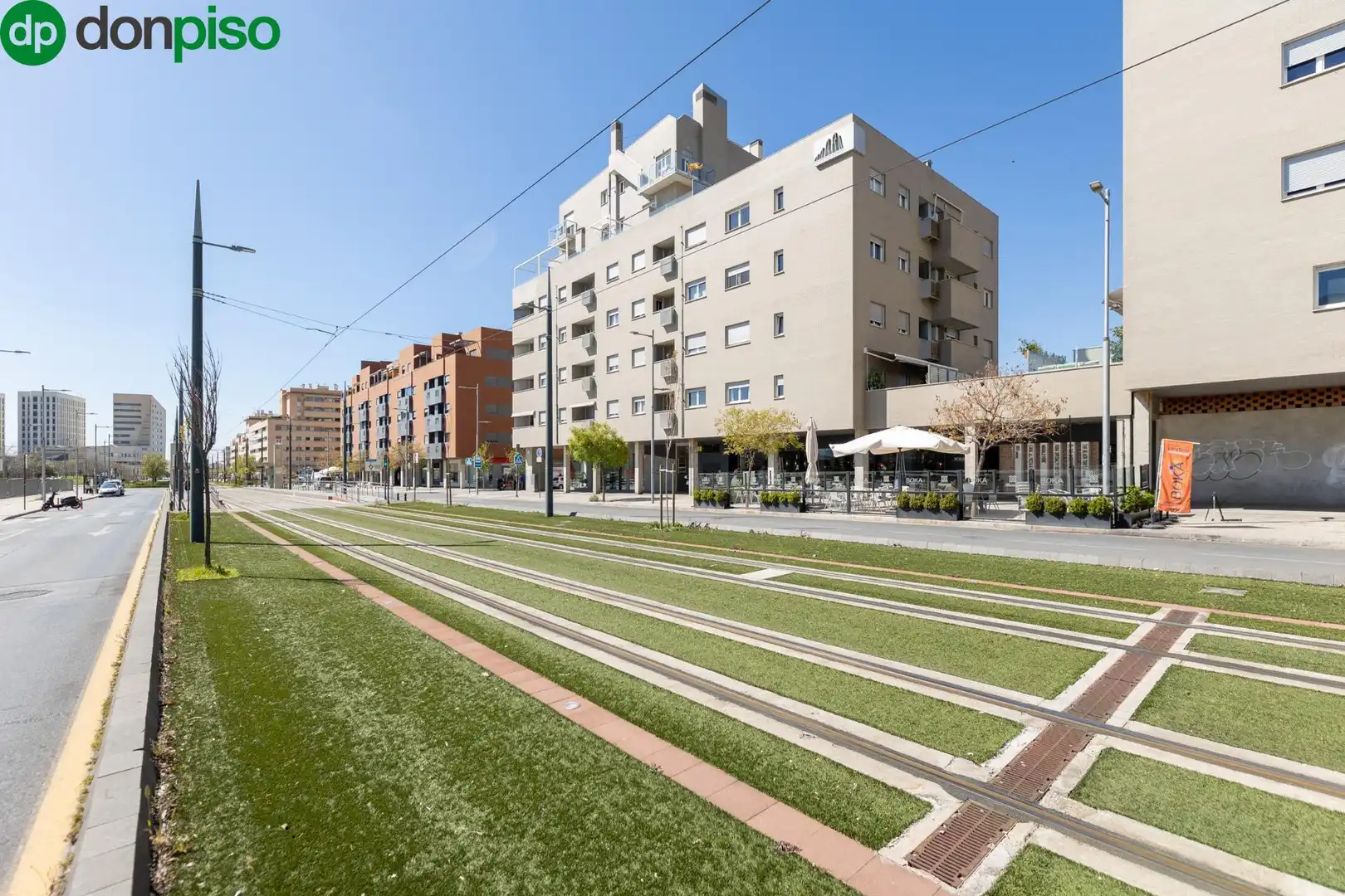 Flat for sale in Avenida DE LA ILUSTRACION, 115, Campus de la Salud