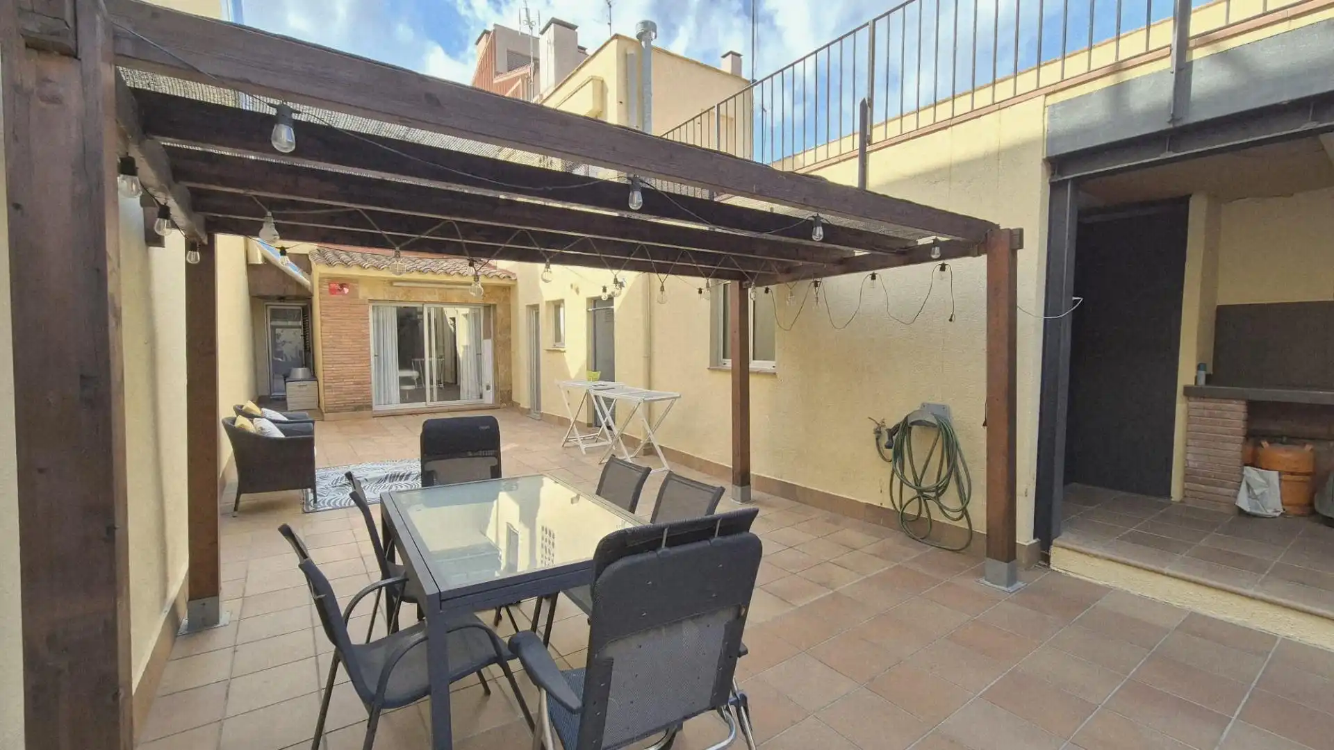 House for sale in Poble