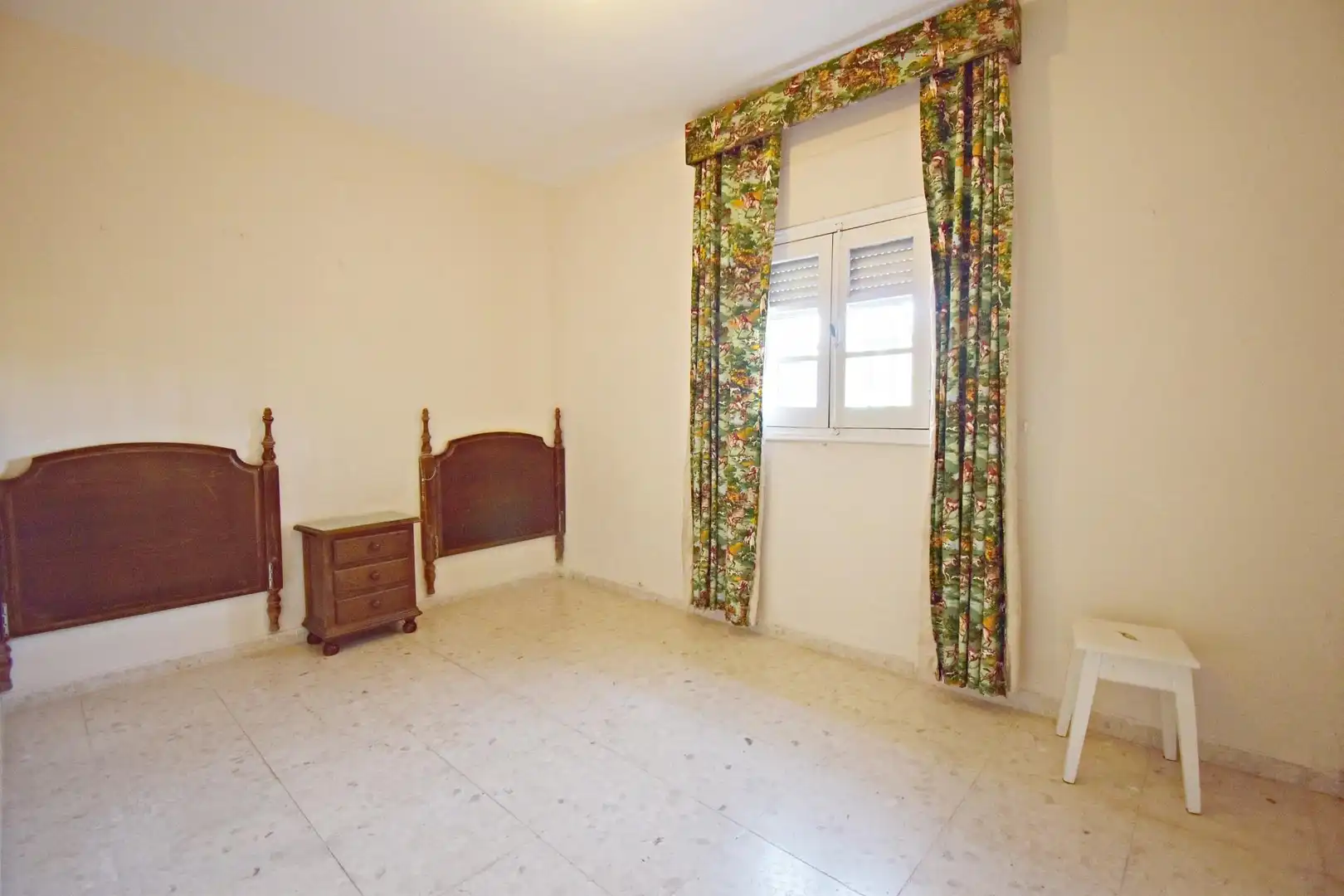 Bedroom of Country homes for sale in Jerez de la Frontera  with Air Conditioner, Private garden and Storage room