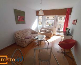 Living room of Flat to rent in Salamanca Capital  with Heating, Parquet flooring and Furnished