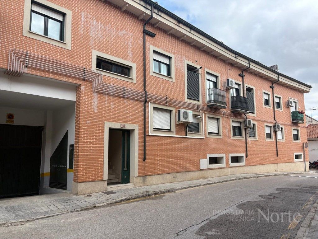 Vista exterior de Apartament en venda en Ajalvir