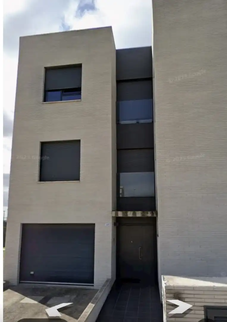 Vista exterior de Residencial en venda en Viana