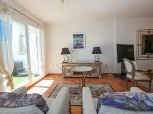 Sala d'estar de Casa o xalet de lloguer en Almuñécar amb Aire condicionat, Jardí privat i Terrassa