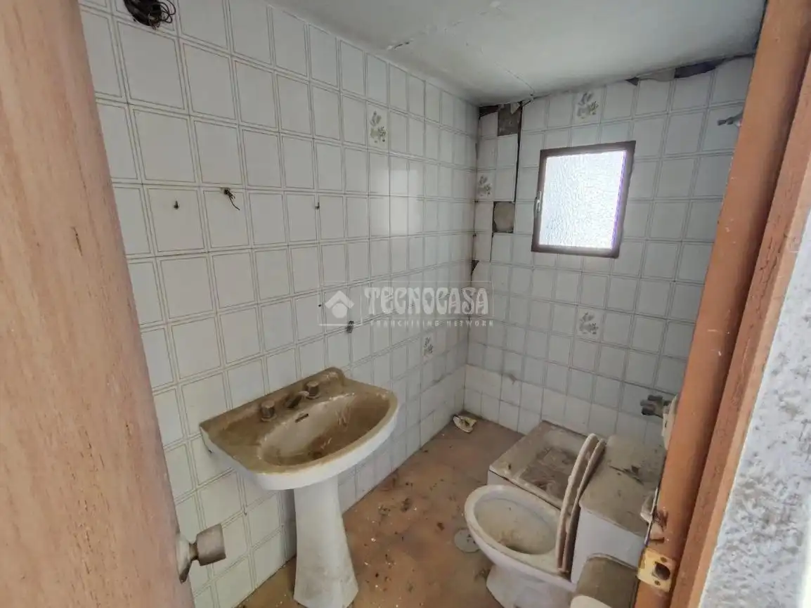 Bany de Casa adosada en venda en Mengíbar amb Terrassa