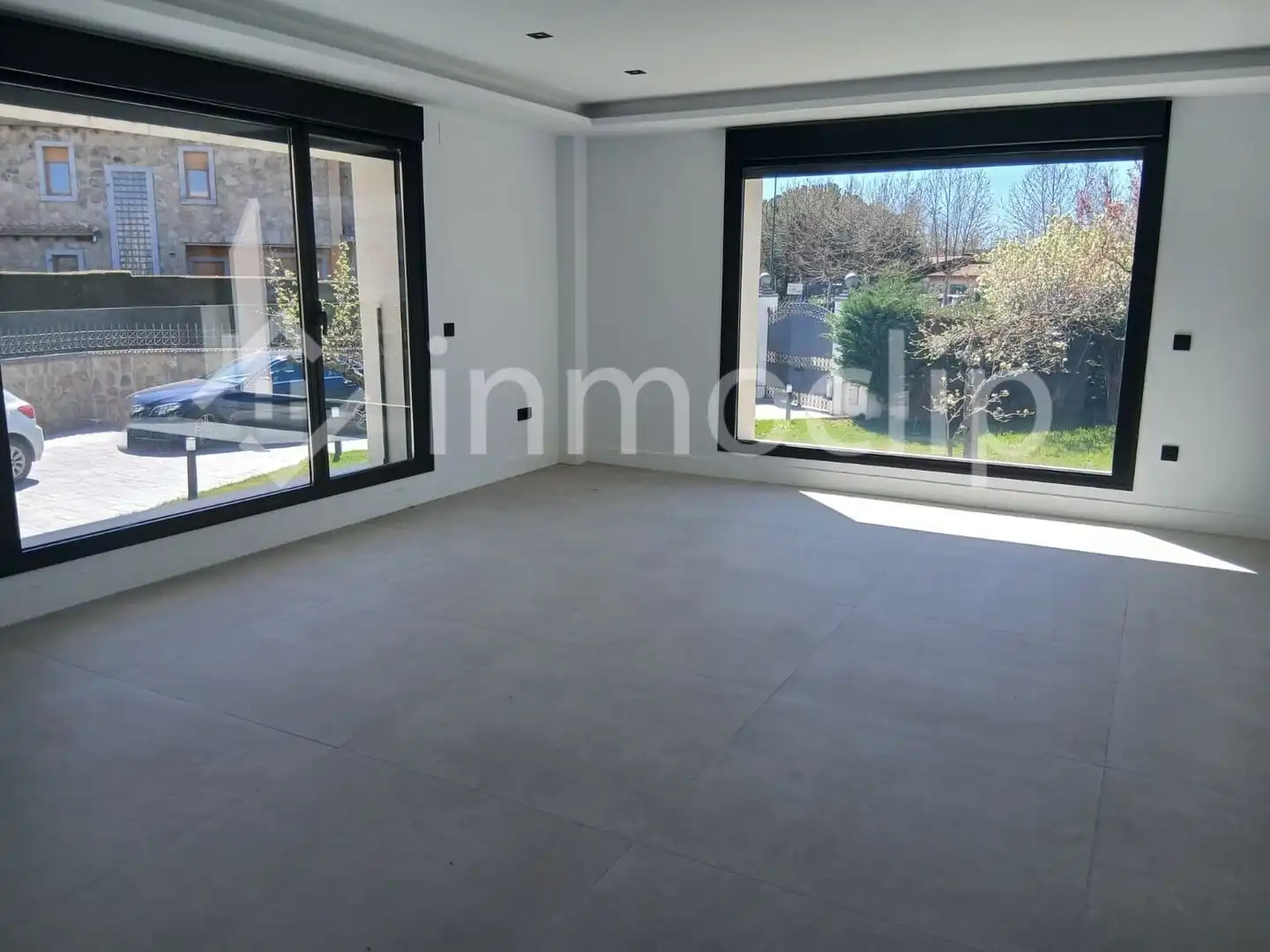 Sala d'estar de Casa o xalet en venda en Villamayor amb Calefacció, Jardí privat i Terrassa