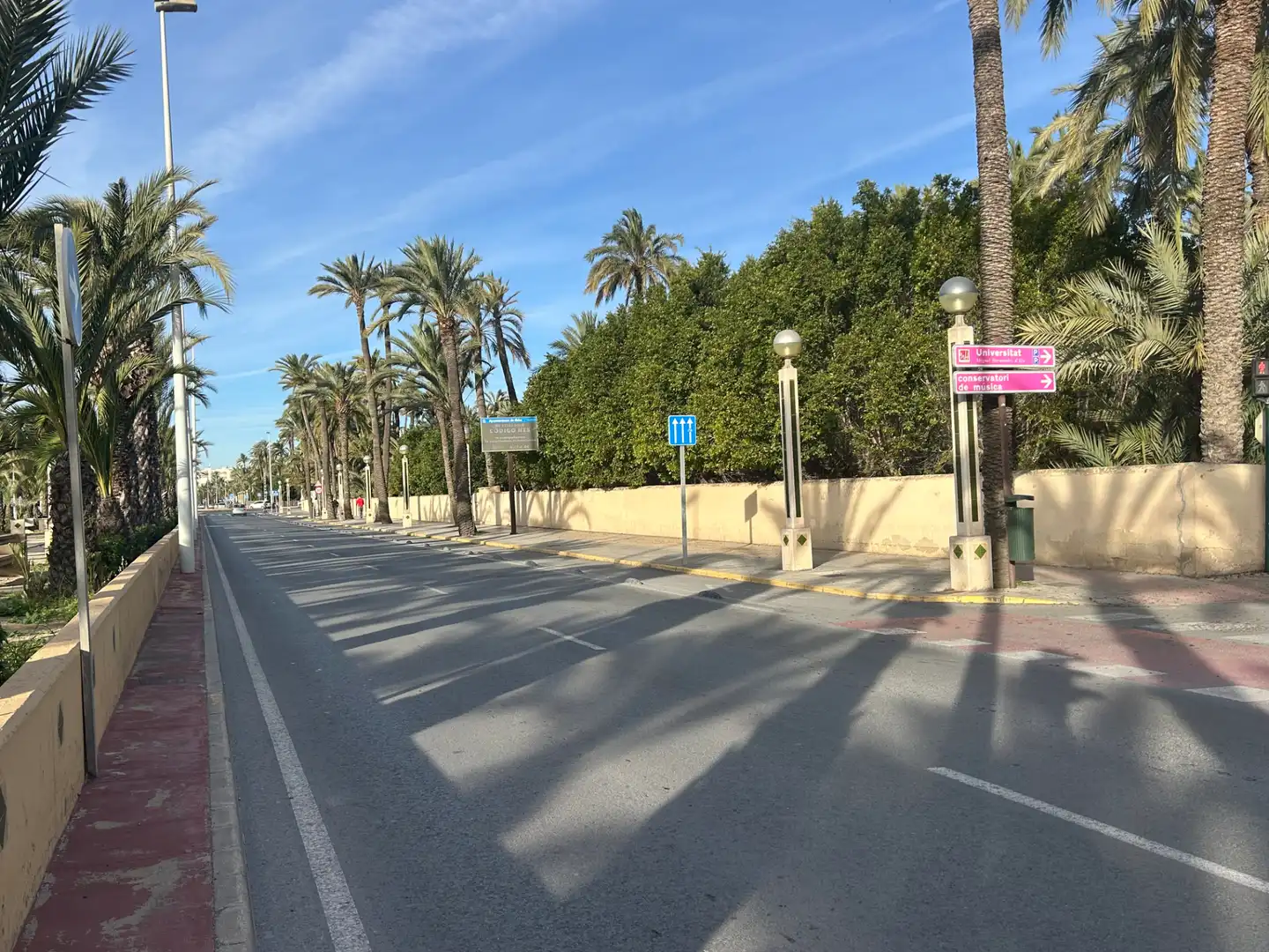 Vista exterior de Residencial en venta en Elche / Elx