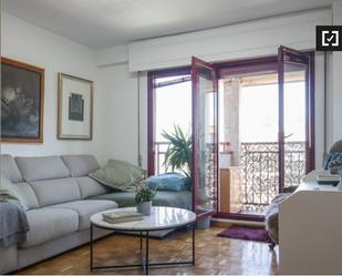 Sala d'estar de Pis de lloguer en  Madrid Capital amb Aire condicionat, Calefacció i Moblat