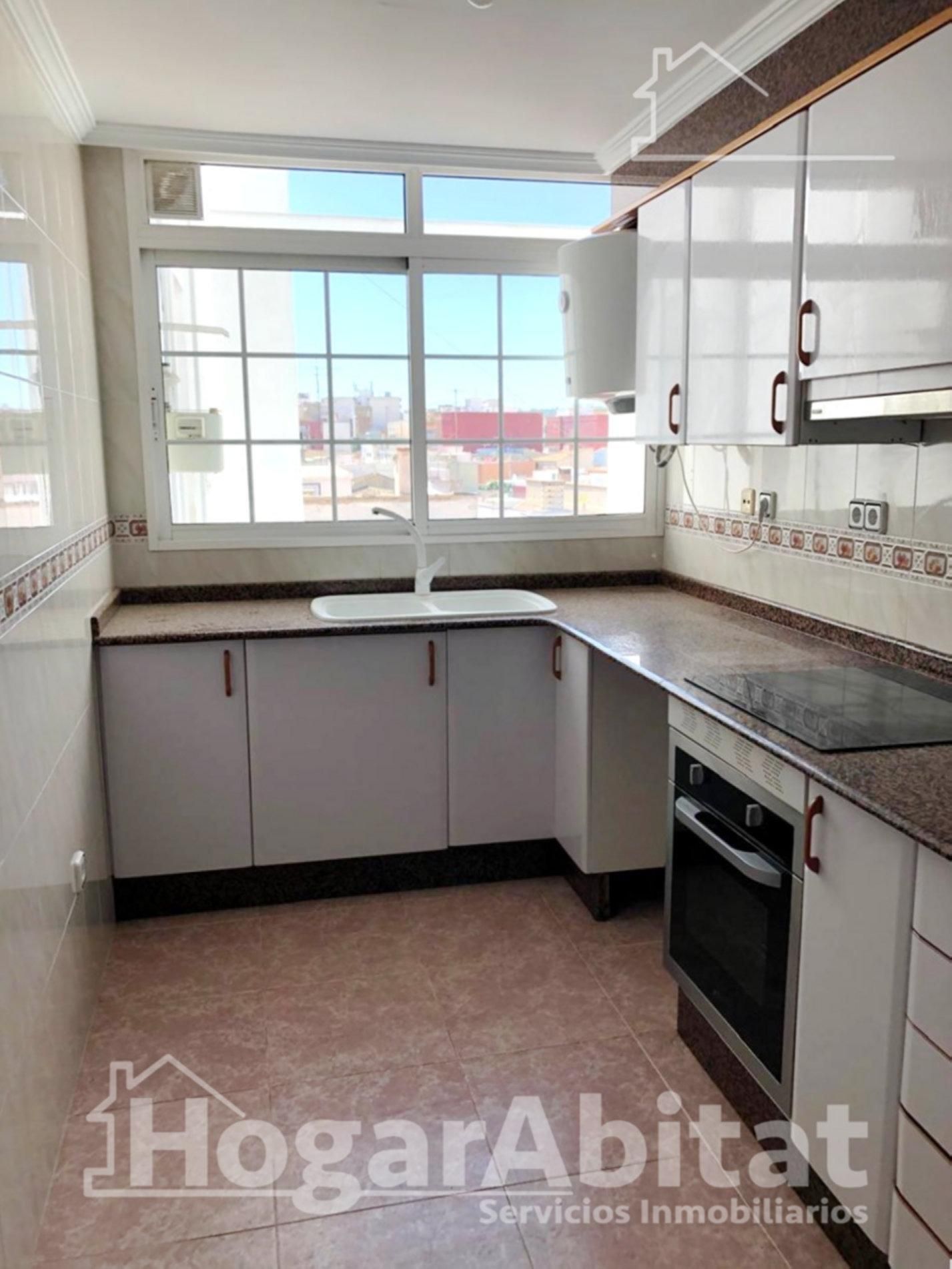 Kitchen of Flat for sale in Torrent  with Storage room