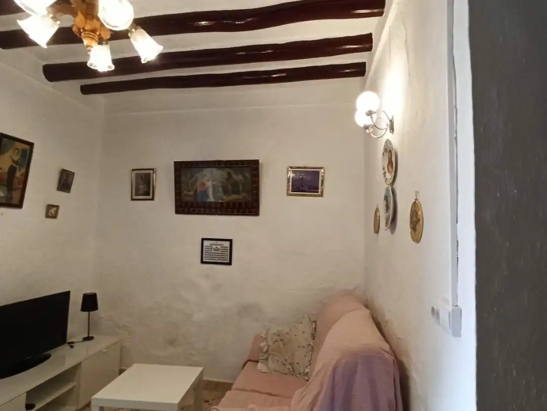 Detached homes for sale in Badolatosa