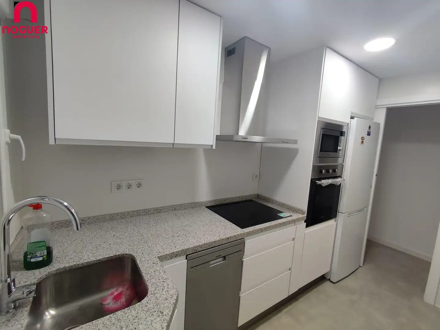 Küche von Wohnung zur Miete in Córdoba mit Klimaanlage, Heizung und Möbliert
