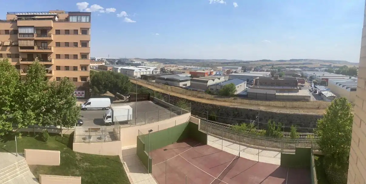Parking de Piso en venta en Rivas-Vaciamadrid con Aire acondicionado, Calefacción y Trastero