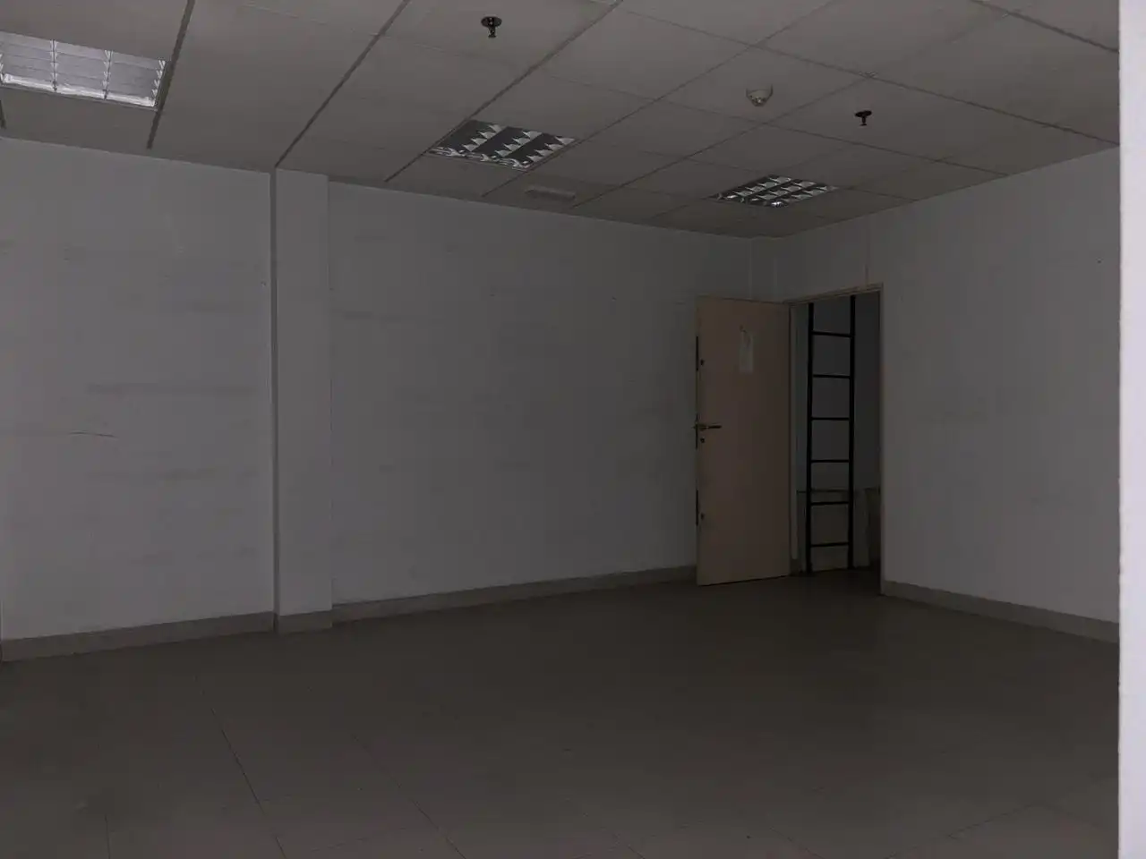 Local comercial en venda a España 13, imagen 15
