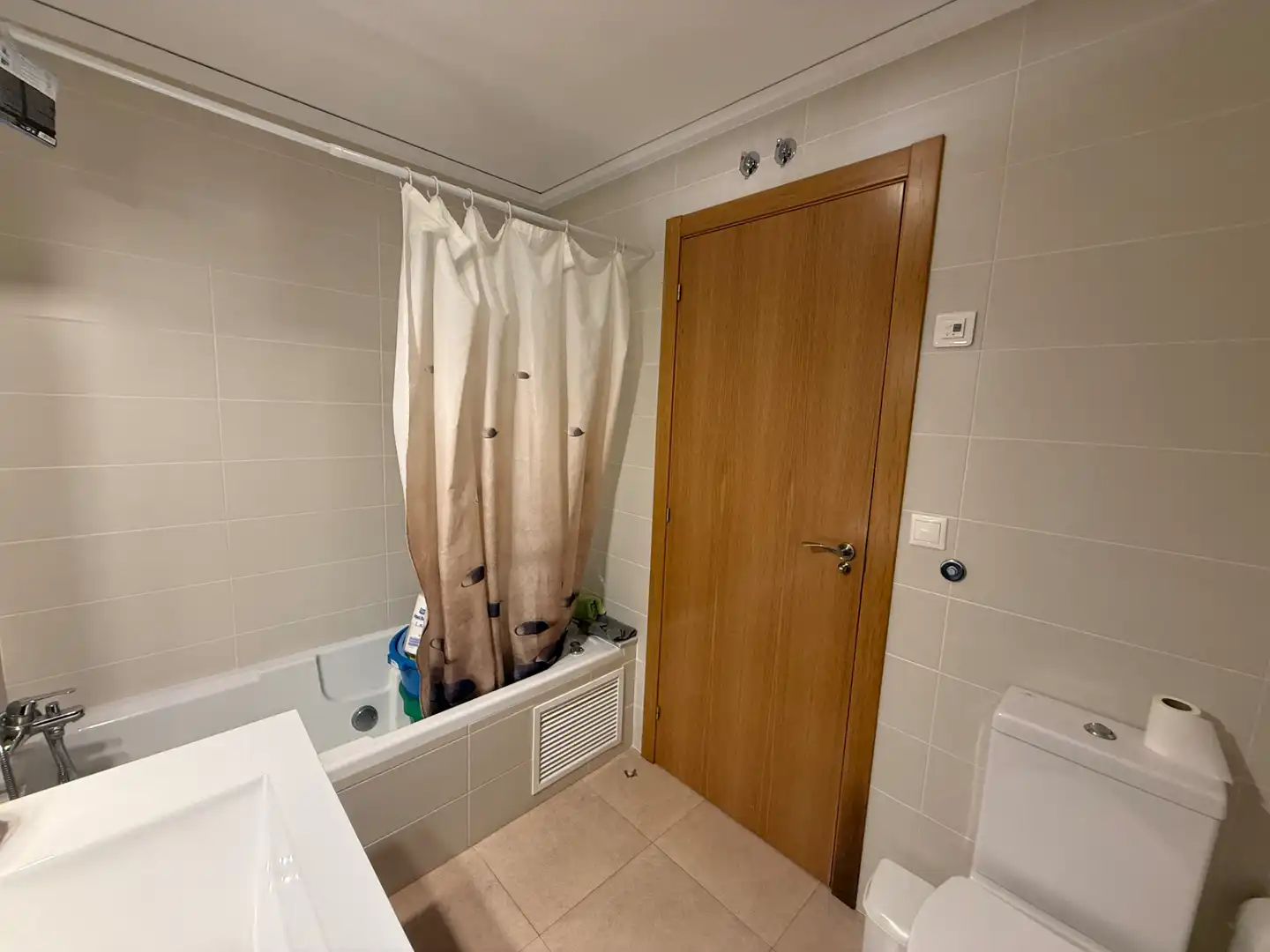 Bathroom of Flat for sale in Dénia  with Air Conditioner, Heating and Terrace