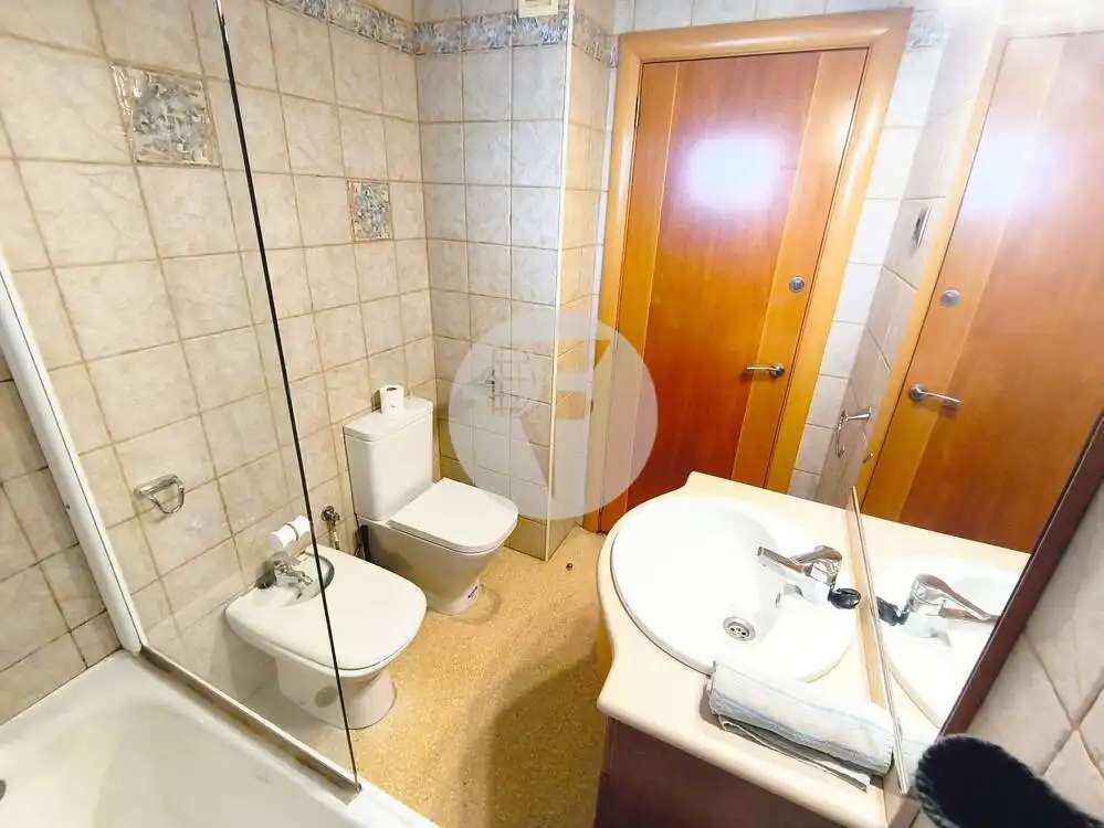 Baño de Piso en venta en Manresa con Calefacción y Balcón