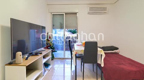 Foto 5 de Piso en venta en Calle de Ausiàs March, El Mercado, Manises