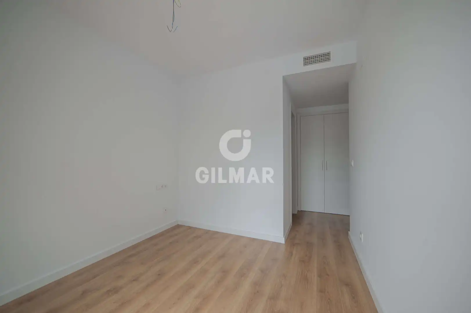 Bedroom of Flat for sale in Tomares  with Heating, Private garden and Storage room