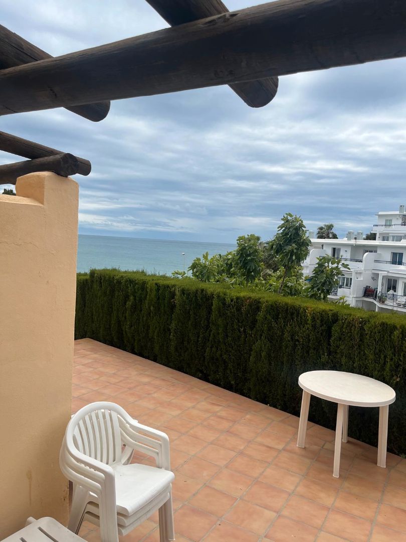 Terrassa de Casa adosada de lloguer en Fuengirola amb Aire condicionat, Jardí privat i Moblat