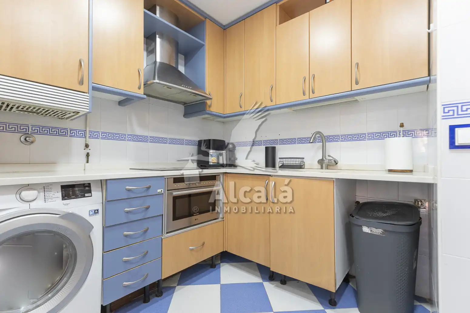 Cocina de Piso en venta en Alcalá de Henares con Calefacción, Parquet y Piscina