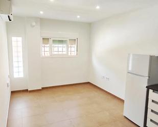 Study to rent in Málaga Capital  with Air Conditioner