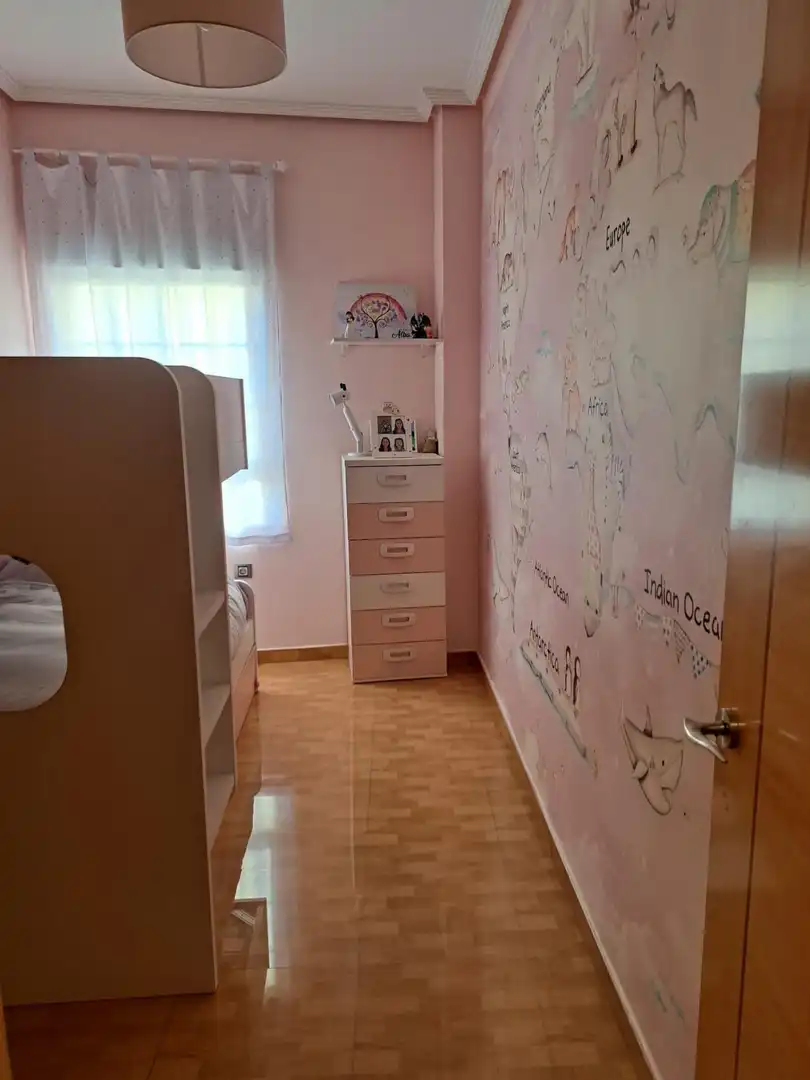 Habitación de Piso en venta en Jaén