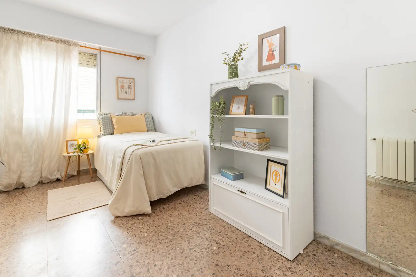 Habitación de Piso en venta en Valencia con Aire acondicionado, Calefacción y Trastero