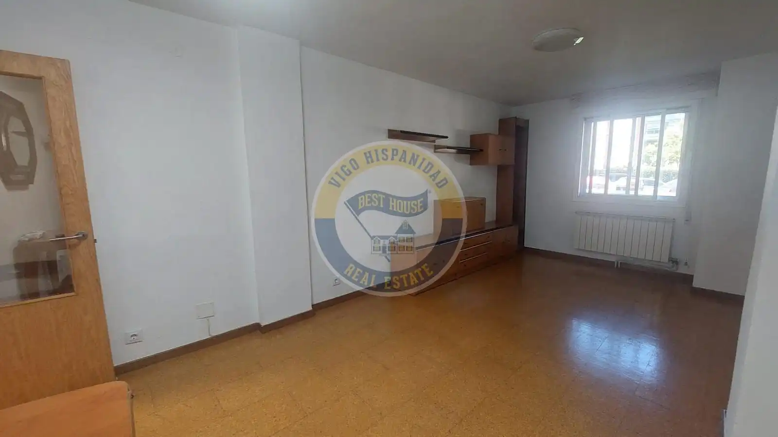 Piso en venta en Vigo  con Calefacción