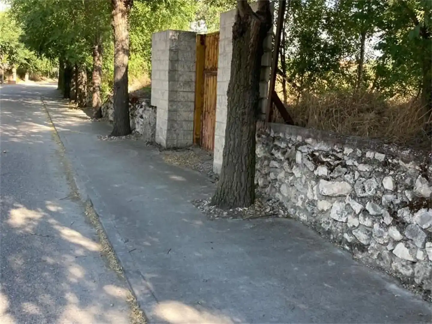 Vista exterior de Terreno en venta en Olmos de Esgueva, Valladolid