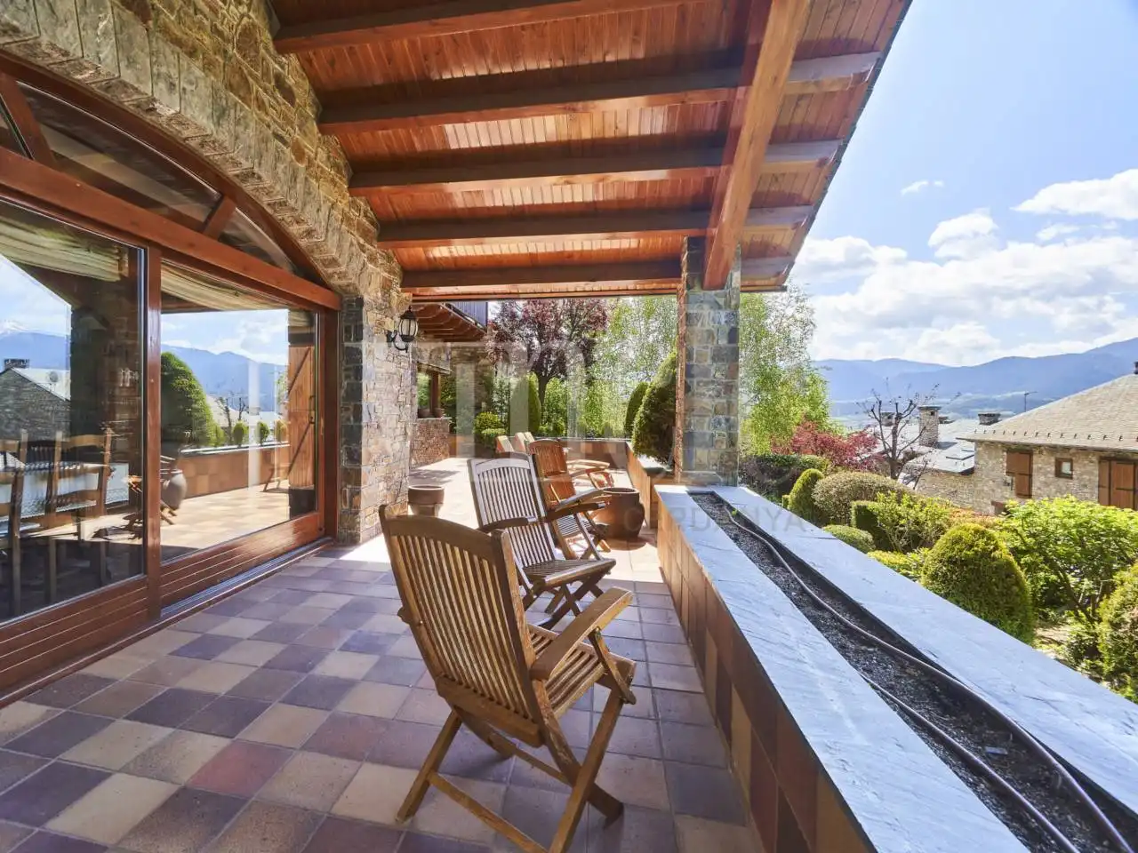 Terrassa de Casa o xalet en venda en Prullans amb Calefacció, Jardí privat i Terrassa